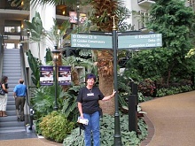 Click image for larger version

Name:	Opryland Hotel s.JPG‎
Views:	115
Size:	69.5 KB
ID:	1113