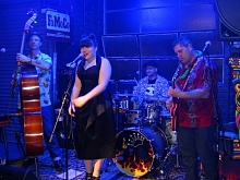 Click image for larger version

Name:	Sonyta & The Incinerators.jpg‎
Views:	190
Size:	74.0 KB
ID:	5527