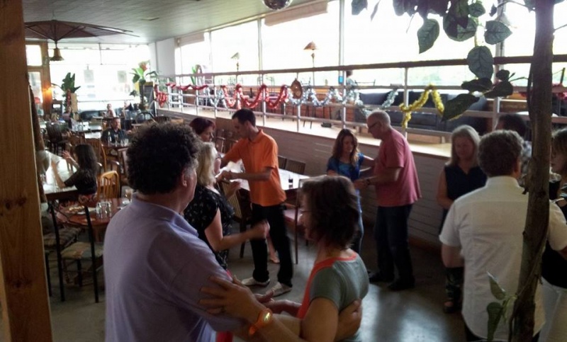 Intro to Swing Dance Lesson - Dancers at Swing Sundays@Simba'r 
Simba'r Licensed Café, 94 Poath Road, Hughesdale.