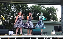 The Treblettes at Wandin Rotary Custom Car and Bike Show