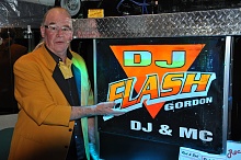 Click image for larger version

Name:	Dj Flash 2.jpg‎
Views:	42
Size:	175.7 KB
ID:	14688